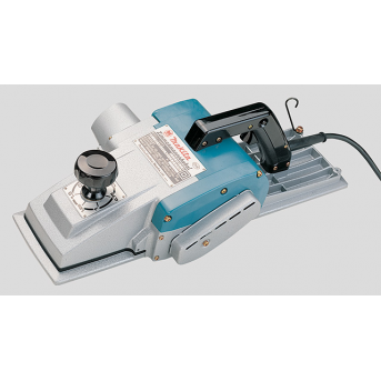 Makita 1806B nekompromisný, výkonný hoblík s úberom 170 mm Makita 1806B nekompromisný, výkonný hoblík s úberom 170 mm