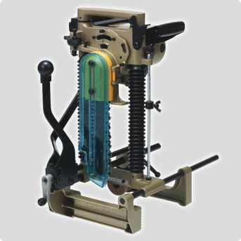 Makita 7104L reťazové zariadenie na dlabanie Makita 7104L reťazové zariadenie na dlabanie